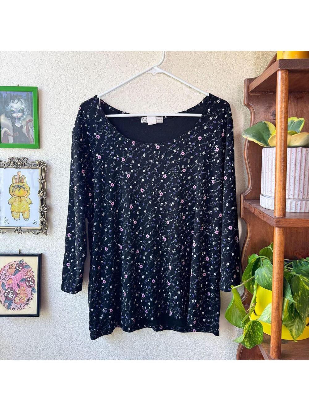 Vintage Women's 90's Y2K Floral Boho Indie Flowy Plus Size Blouse